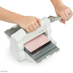 Meilleure affaire 🎁 Sizzix Machine Scrapbooking Big Shot Foldaway - Machine De Coupe + Contenu Bonus 🎉 -Machine De Coupe Soldes unnamed file 51